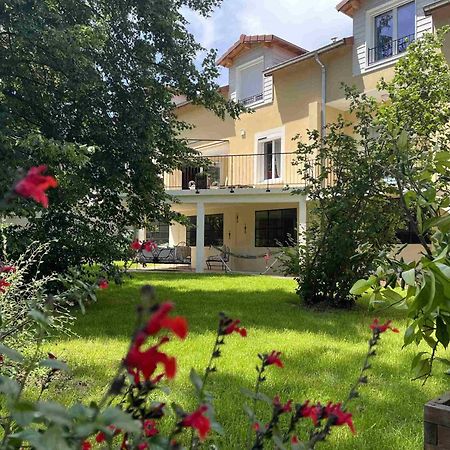 Bed and Breakfast Le Jardin Du Dolaizon Le Puy-en-Velay Esterno foto