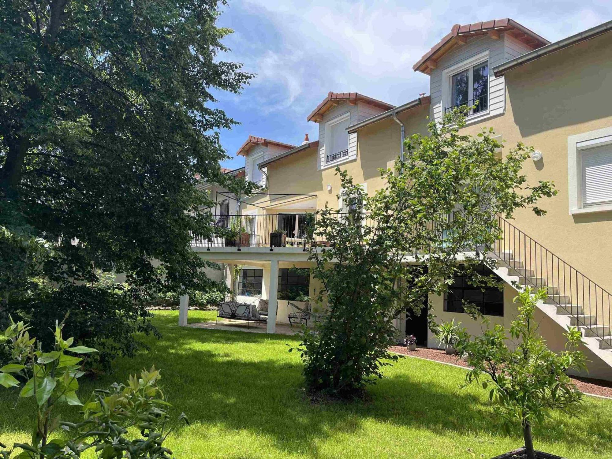Bed and Breakfast Le Jardin Du Dolaizon Le Puy-en-Velay Esterno foto